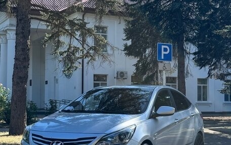 Hyundai Solaris II рестайлинг, 2014 год, 980 000 рублей, 1 фотография