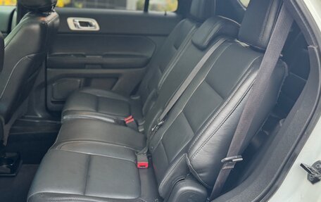 Ford Explorer V рестайлинг, 2013 год, 1 375 000 рублей, 24 фотография