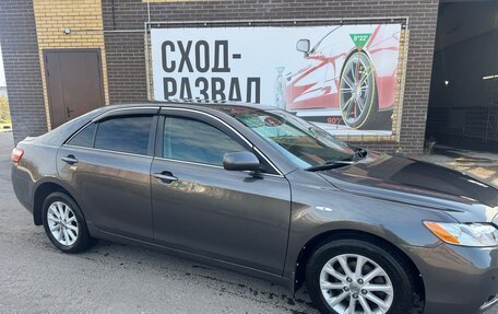 Toyota Camry, 2008 год, 820 000 рублей, 2 фотография