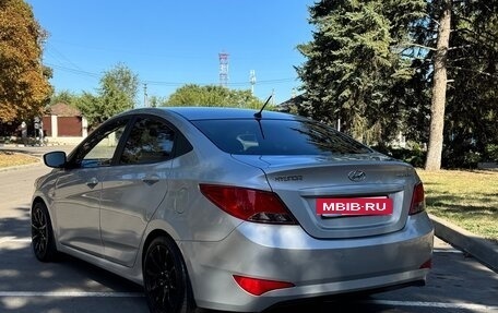 Hyundai Solaris II рестайлинг, 2014 год, 980 000 рублей, 3 фотография