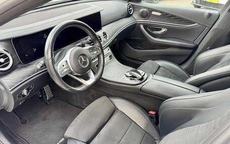 Mercedes-Benz E-Класс, 2019 год, 3 395 000 рублей, 3 фотография