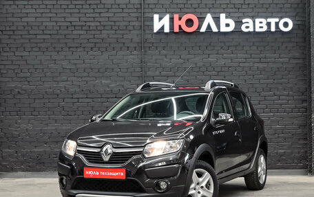 Renault Sandero II рестайлинг, 2017 год, 1 030 000 рублей, 2 фотография