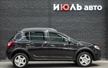 Renault Sandero II рестайлинг, 2017 год, 1 030 000 рублей, 10 фотография