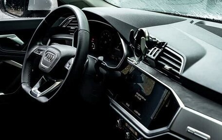 Audi Q3, 2022 год, 2 500 000 рублей, 5 фотография