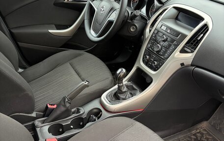 Opel Astra J, 2011 год, 550 000 рублей, 5 фотография