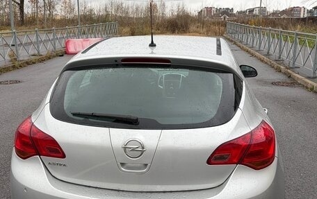 Opel Astra J, 2011 год, 550 000 рублей, 4 фотография