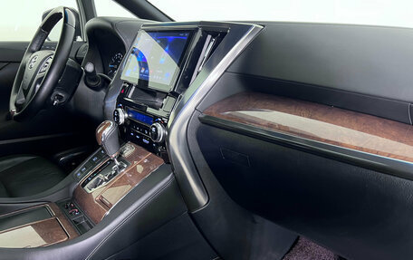 Toyota Alphard III, 2016 год, 3 350 000 рублей, 16 фотография
