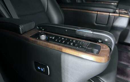 Toyota Alphard III, 2016 год, 3 350 000 рублей, 21 фотография