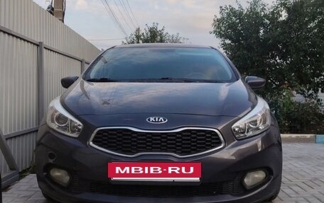KIA cee'd III, 2013 год, 950 000 рублей, 2 фотография
