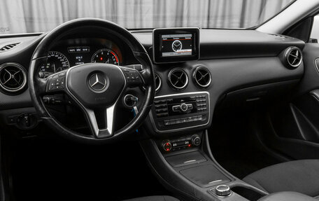 Mercedes-Benz A-Класс, 2013 год, 1 220 000 рублей, 7 фотография