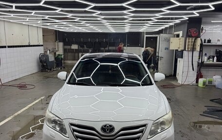 Toyota Camry, 2011 год, 1 275 000 рублей, 1 фотография