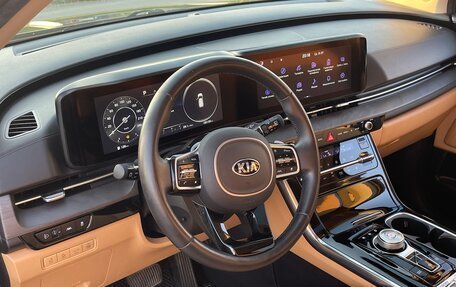 KIA Carnival, 2021 год, 3 300 000 рублей, 16 фотография