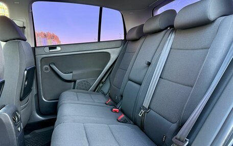 Volkswagen Golf Plus II, 2011 год, 649 000 рублей, 25 фотография