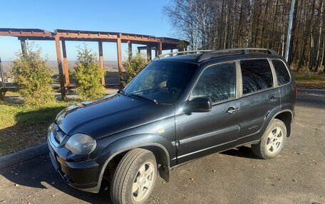 Chevrolet Niva I рестайлинг, 2012 год, 520 000 рублей, 4 фотография