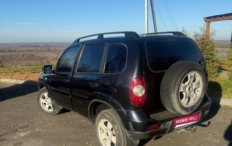 Chevrolet Niva I рестайлинг, 2012 год, 520 000 рублей, 3 фотография