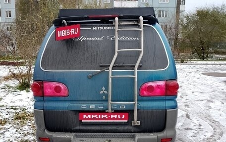 Mitsubishi Delica IV, 1994 год, 1 100 000 рублей, 3 фотография