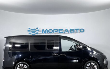 Hyundai Staria, 2021 год, 5 190 000 рублей, 4 фотография
