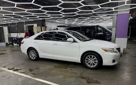 Toyota Camry, 2011 год, 1 275 000 рублей, 4 фотография