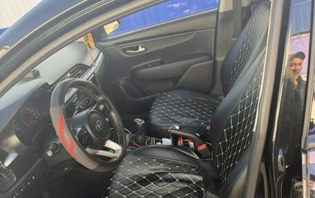 KIA Rio IV, 2019 год, 1 300 000 рублей, 4 фотография