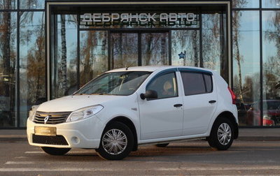Renault Sandero I, 2013 год, 556 000 рублей, 1 фотография