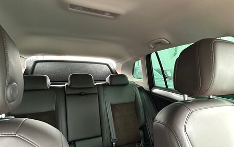 Volkswagen Tiguan II, 2018 год, 2 150 000 рублей, 3 фотография