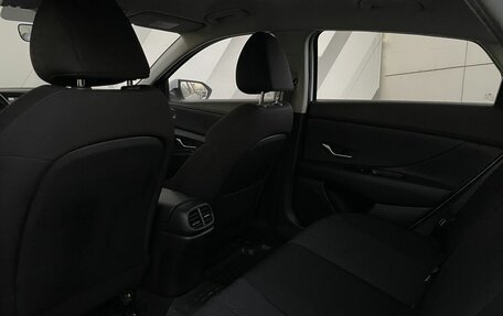 Hyundai Elantra, 2022 год, 1 988 000 рублей, 12 фотография