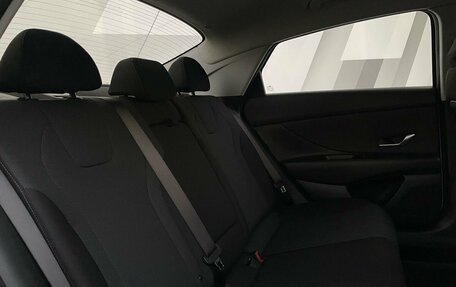 Hyundai Elantra, 2022 год, 1 988 000 рублей, 23 фотография