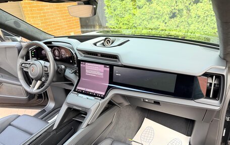 Porsche Cayenne, 2026 год, 35 000 000 рублей, 17 фотография