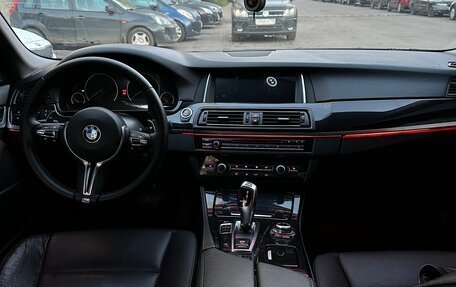 BMW 5 серия, 2011 год, 1 900 000 рублей, 6 фотография