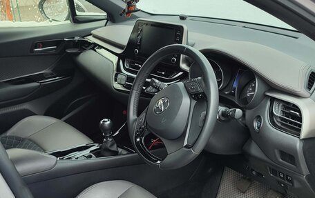 Toyota C-HR I рестайлинг, 2020 год, 1 890 000 рублей, 19 фотография