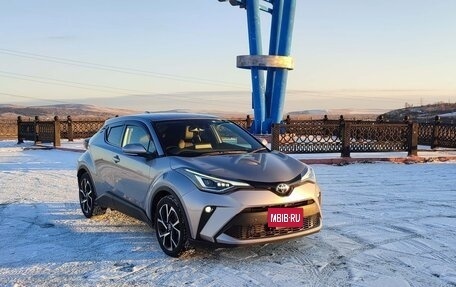 Toyota C-HR I рестайлинг, 2020 год, 1 890 000 рублей, 8 фотография