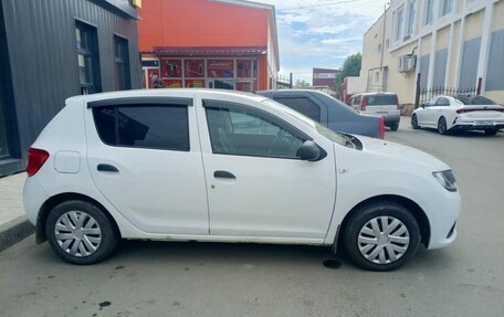Renault Sandero II рестайлинг, 2018 год, 980 000 рублей, 4 фотография
