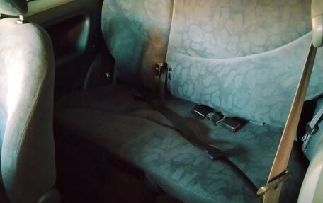 Toyota Vitz, 2001 год, 210 000 рублей, 2 фотография