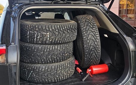 Toyota RAV4, 2025 год, 3 850 000 рублей, 5 фотография