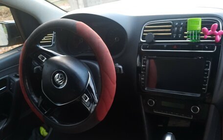 Volkswagen Polo VI (EU Market), 2017 год, 650 000 рублей, 3 фотография