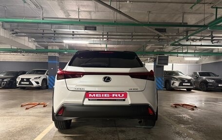 Lexus UX I, 2020 год, 3 050 000 рублей, 4 фотография