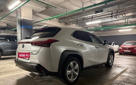 Lexus UX I, 2020 год, 3 050 000 рублей, 5 фотография