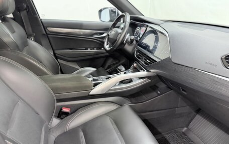Geely Tugella FY11, 2023 год, 2 580 000 рублей, 21 фотография