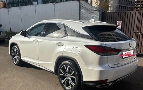 Lexus RX IV рестайлинг, 2019 год, 4 750 000 рублей, 8 фотография