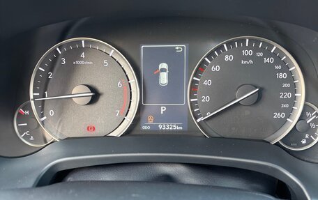 Lexus RX IV рестайлинг, 2019 год, 4 750 000 рублей, 11 фотография
