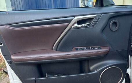 Lexus RX IV рестайлинг, 2019 год, 4 750 000 рублей, 14 фотография