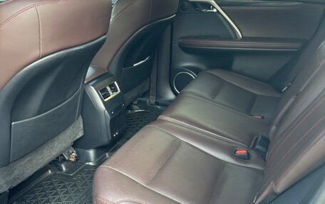 Lexus RX IV рестайлинг, 2019 год, 4 750 000 рублей, 16 фотография