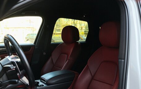 Porsche Cayenne III, 2018 год, 7 100 000 рублей, 26 фотография