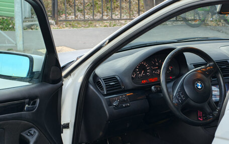 BMW 3 серия, 2002 год, 640 000 рублей, 11 фотография