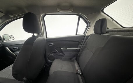 Renault Logan II, 2016 год, 380 000 рублей, 9 фотография