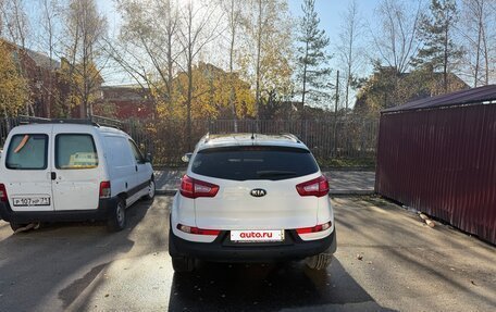 KIA Sportage III, 2011 год, 1 300 000 рублей, 2 фотография