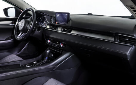 Mazda 6, 2019 год, 2 095 000 рублей, 10 фотография
