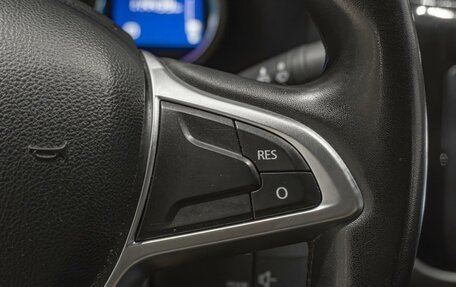 Renault Logan II, 2018 год, 890 000 рублей, 20 фотография