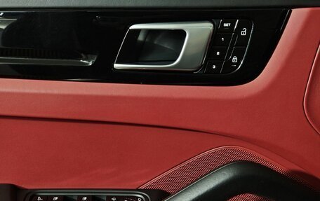 Porsche Cayenne III, 2021 год, 8 712 000 рублей, 23 фотография