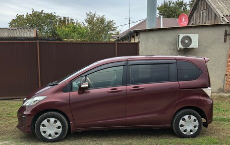 Honda Freed I, 2014 год, 1 590 000 рублей, 8 фотография